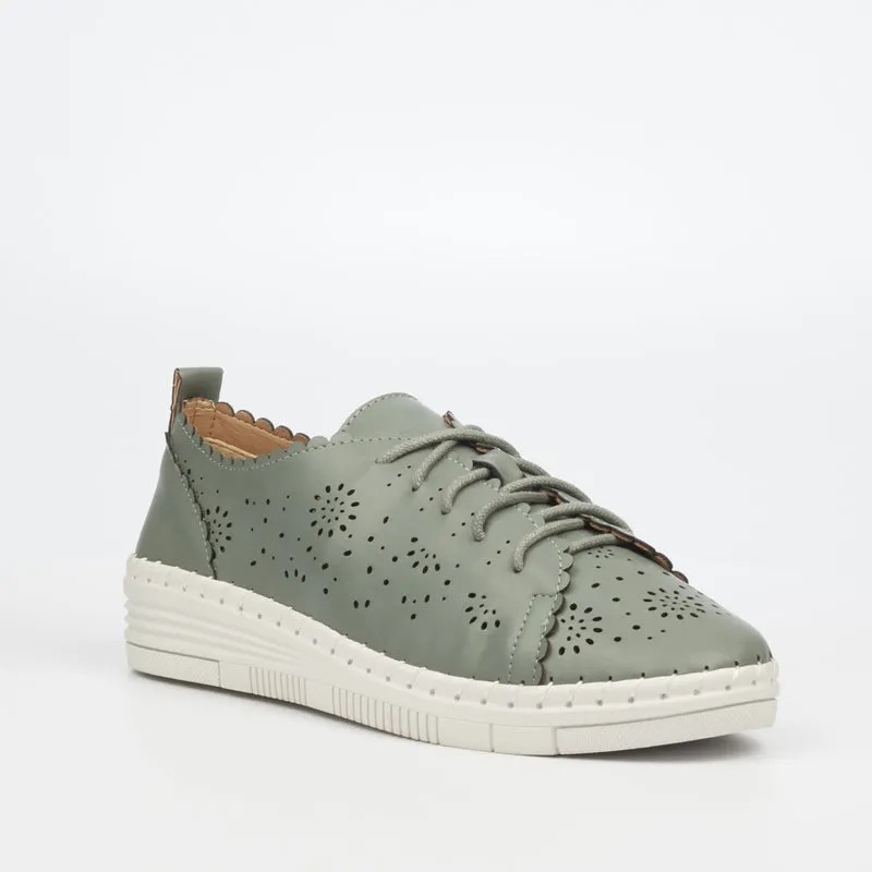 Butterfly Lace-up Sneaker - Olive